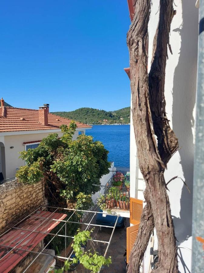 Ariti Holiday Apartment Вати Екстериор снимка