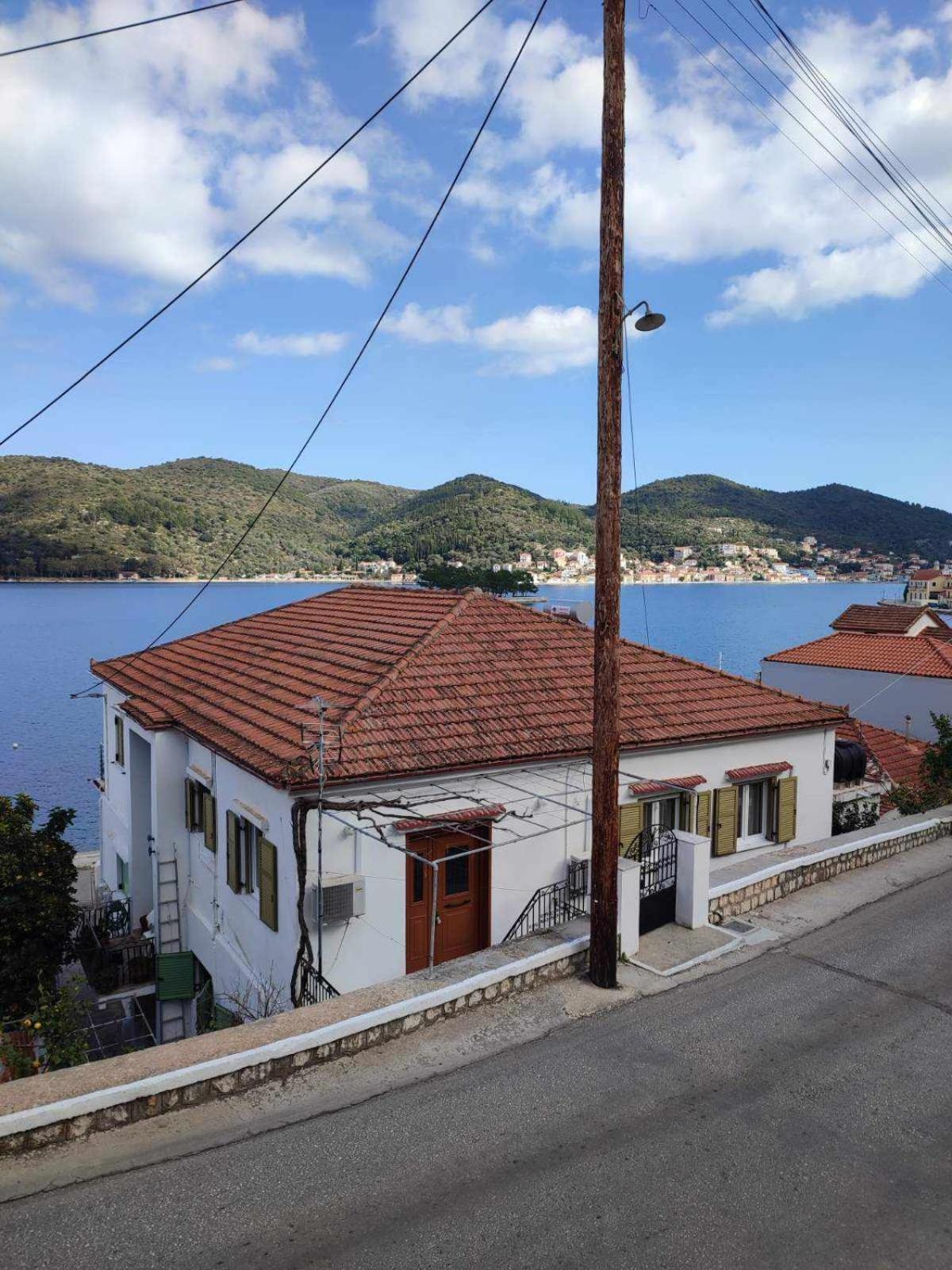Ariti Holiday Apartment Вати Екстериор снимка