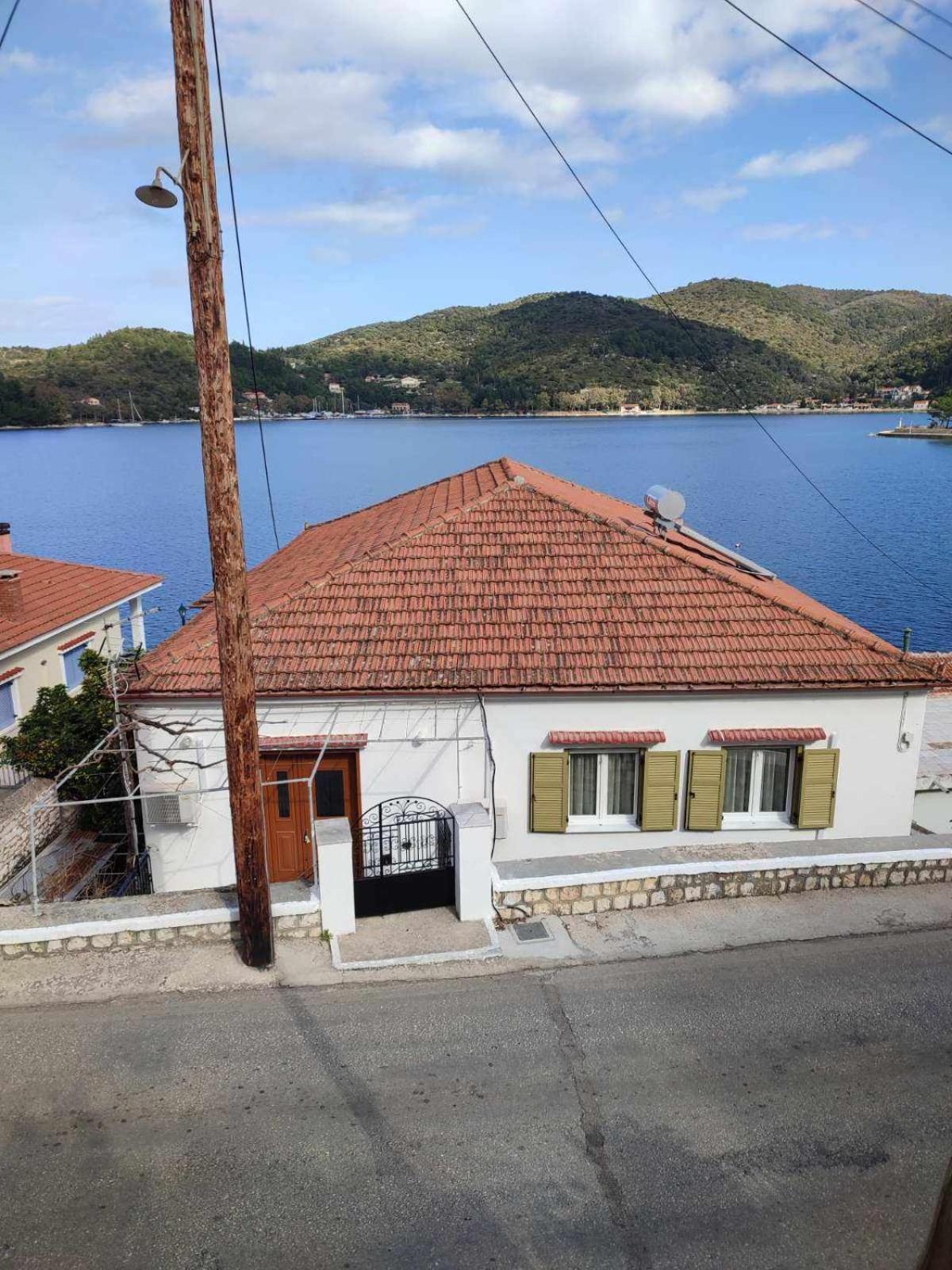 Ariti Holiday Apartment Вати Екстериор снимка