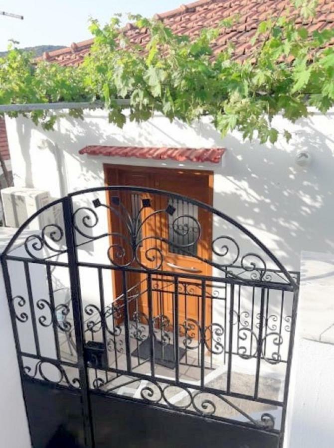 Ariti Holiday Apartment Вати Екстериор снимка